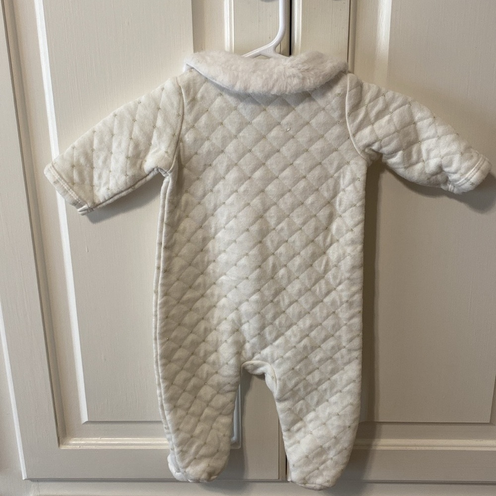 0/3m Nicole miller white faux fur sleeper